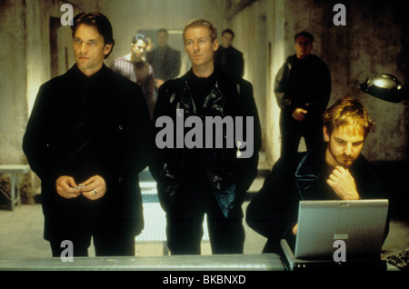 MISSION IMPOSSIBLE 2 (2000), DOUGRAY SCOTT, Richard Roxburgh, WILLIAM MAPOTHER MIS2 115 Banque D'Images