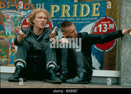 TRAINSPOTTING (1996) KEVIN MCKIDD, Ewen Bremner TASP 056 Banque D'Images