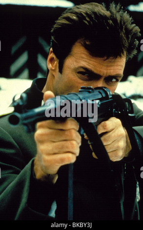 WHERE EAGLES DARE (1968) CLINT EASTWOOD MER 024 Banque D'Images