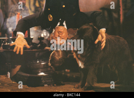 POLICE ACADEMY (1985) GEORGE GAYNES PA2 015L Banque D'Images