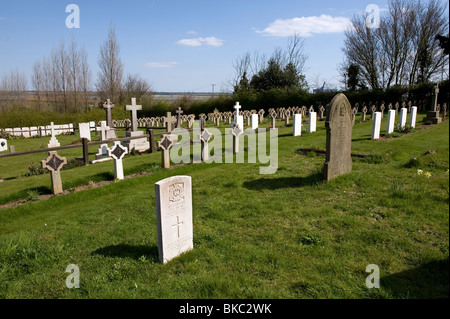 Cimetière Cimetière St Mary Shotley. Banque D'Images