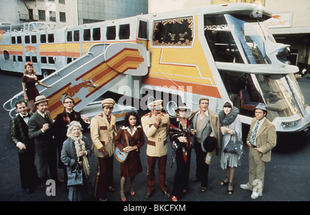 Le BIG BUS (1976) MARY WILCOX, RICHARD B DOMINIQUE DECHERF, René AUBERJONOIS, RUTH GORDON, JOSEPH BOLOGNE, Stockard Channing, JOHN BECK, Banque D'Images