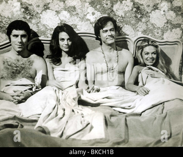 BOB ET CAROL ET TED et ALICE (1969), Elliott Gould, NATALIE WOOD, ROBERT CULP,DYAN CANNON BACT 004P Banque D'Images