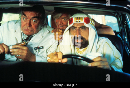 CANNONBALL RUN II (1984) CANNONBALL RUN 2 (ALT) JACK ELAM, DOUG MCCLURE, JAMIE FARR 001 CBR2 Banque D'Images