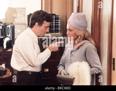 La DÉTECTIVE BON MARCHÉ (1978) PETER FALK, MADELINE KAHN CHFR 007 Banque D'Images