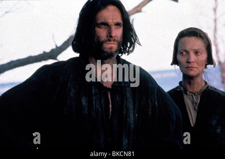 THE CRUCIBLE (1996) DANIEL DAY-LEWIS,JOAN ALLEN CRUC 055 Banque D'Images