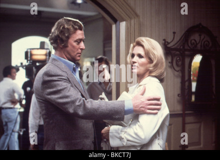 DRESSED TO KILL (1980) Michael Caine, ANGIE DICKINSON DTOK 002 Banque D'Images
