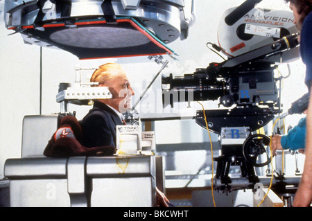 PRODUCTION TOURNAGE (ALT) derrière la scène (ALT) EMPLACEMENT (ALT) SUR LE PLATEAU (ALT) O/S "Super Mario Bros" (1993) avec Dennis Hopper Banque D'Images