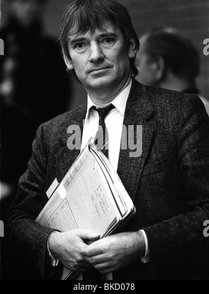 Schily, Otto, * 20.7.1932, politicien allemand (SPD), demi-longueur, conférence du parti fédéral des Verts, Hambourg, 7.- 9.12.1984, Banque D'Images