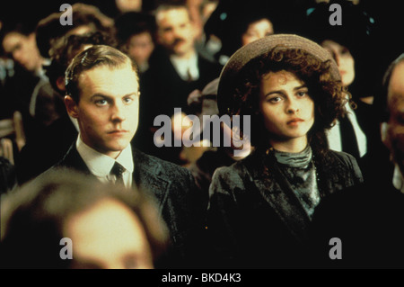 HOWARDS END (1992), SAMUEL WEST Helena Bonham Carter HWE 003 Banque D'Images