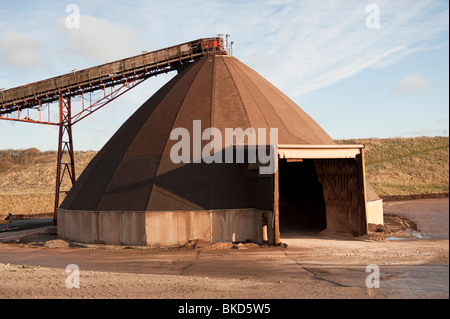 Bâtiment de stockage de la mine de sel de garder sec sel de roche Banque D'Images