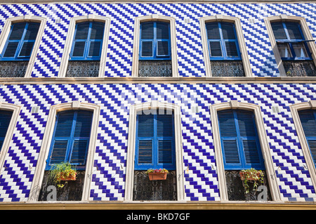 Mur carrelé de maisons dans Main Street, Gibraltar Banque D'Images