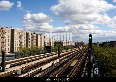 Des rails du métro dans le Bronx, NYC Banque D'Images