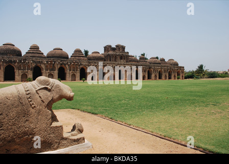 Elephant stables, Hampi, Karnataka, Inde Banque D'Images