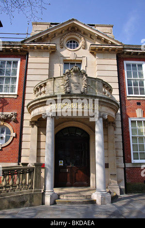 Museum & Art Gallery, Worthing, West Sussex, Angleterre, Royaume-Uni Banque D'Images