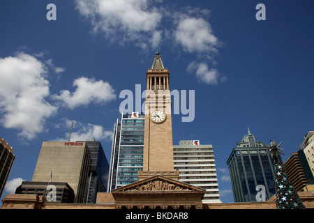 Tour de l'horloge de l'hôtel de ville de Brisbane, Queensland, Australie Banque D'Images