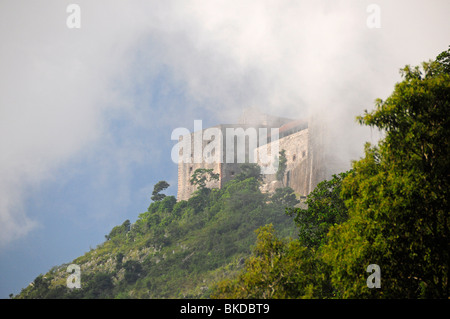 La citadelle Vue de dessous, Milot, Cap-Haïtien, Haïti, Hispaniola, Grandes Antilles, Caraïbes, Amériques Banque D'Images