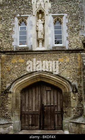 Royaume-uni l'Angleterre, dans le Hampshire, Winchester College gateway Banque D'Images