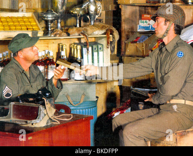 KELLY'S Heroes (1970) Don Rickles, CLINT EASTWOOD FOH 014KLH Banque D'Images