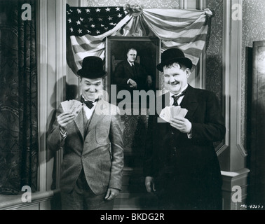 LAUREL ET HARDY Laurel & Hardy (ALT) Stan Laurel, Oliver Hardy LAH 011P Banque D'Images