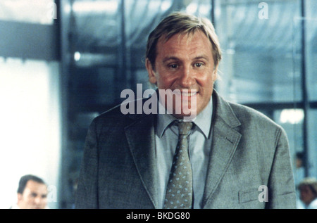 LE PLACARD (2000) la penderie (ALT) GERARD DEPARDIEU PLCD 012 Banque D'Images