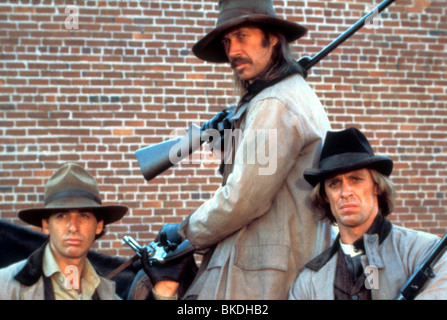 LONG RIDERS (1980) ROBERT CARRADINE, David Carradine, KEITH CARRADINE LGR 023 Banque D'Images