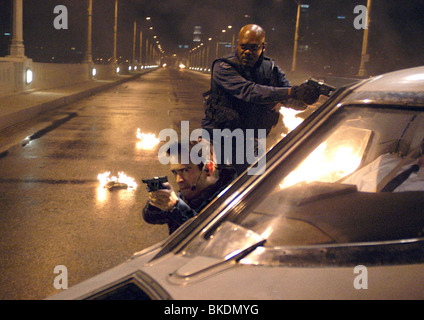 Le S.W.A.T. (2003) SWAT (ALT) Colin Farrell, SAMUEL L JACKSON AFASI 001-SWR Banque D'Images