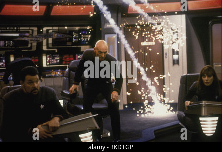 STAR TREK : NEMESIS (2002) Jonathan Frakes, PATRICK STEWART, MARINA SIRTIS STNM 001 156 Banque D'Images