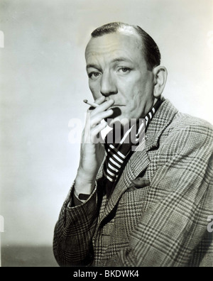 NOEL COWARD PORTRAIT Banque D'Images