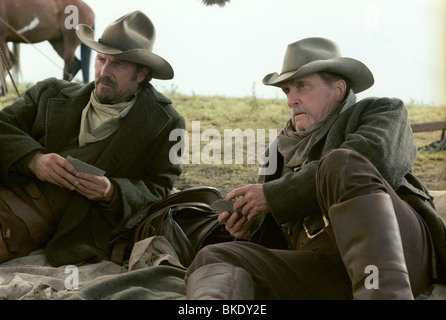 OPEN RANGE (2003) Kevin Costner, Robert Duvall, OPNR 001-A Banque D'Images