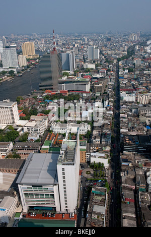 Vue sur Bangkok, Thaïlande à partir de la 57e étage de l'hôtel Lebua at State Tower dans le centre de Bangkok, Thaïlande Banque D'Images