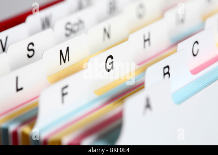 Fiches dans une boîte. ABC. par ordre alphabétique. Banque D'Images