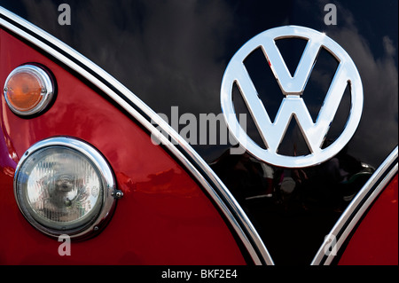 Volkswagen VW camper van. Front end abstract Banque D'Images