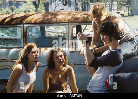 Le Texas Chainsaw Massacre (2003) Jessica Biel, ERICA LEERHSEN, MIKE VOGEL, JONATHAN TUCKER TEXM 001-01 Banque D'Images