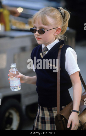 UPTOWN Girls (2003) DAKOTA FANNING UPTG 001-85 Banque D'Images