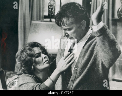 Qui A PEUR DE VIRGINIA WOOLF (1966) Elizabeth Taylor, RICHARD BURTON WVW 006P Banque D'Images