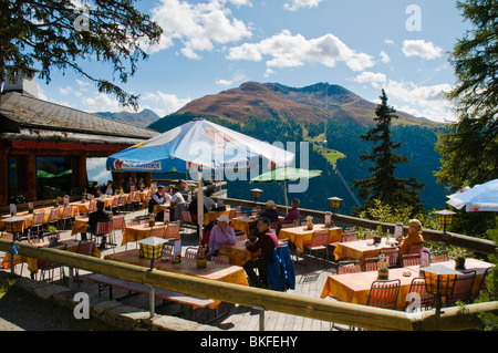 Terrasse de restaurant à Schatzalp Davos ci-dessus, les Grisons, Suisse Banque D'Images