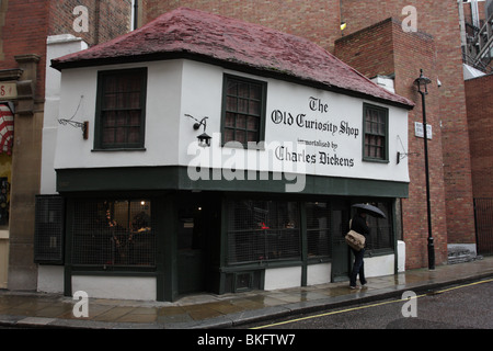 The Old Curiosity Shop, immortalisé par Charles Dickens. Banque D'Images