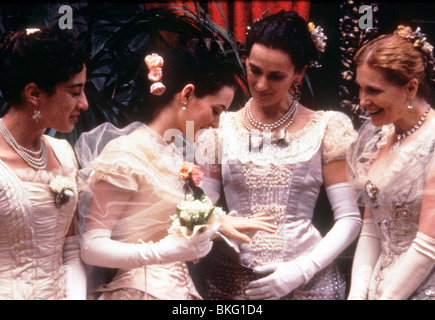 L'ÂGE DE L'INNOCENCE (1992) AOI 022 Winona Ryder Banque D'Images