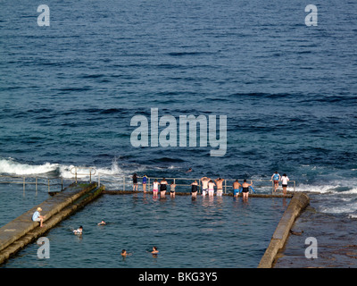Piscines d'eau de plage à Austinmer dans AUstinmer, New South Wales, Australie Banque D'Images