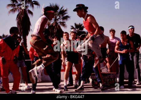 BREAKDANCE : LE FILM (1984) A VIE' (ALT) MICHAEL CHAMBERS, JEAN-CLAUDE VAN DAMME, ADOLFO QUINONES BRKD 001 Banque D'Images