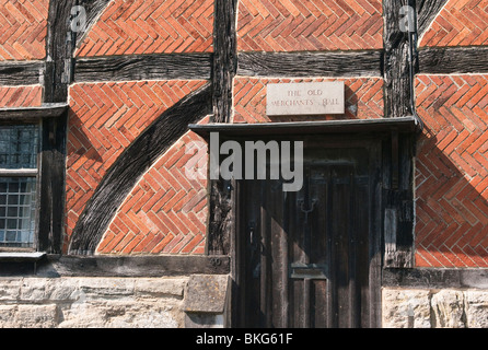 Détail de bois et briques apparentes sur l'ancienne salle des machines en Steeple Ashton Banque D'Images