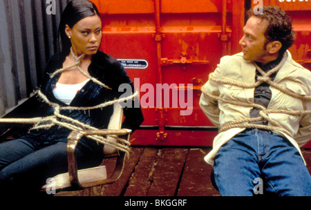 KNOCK OFF (1998) LELA ROCHON, ROB SCHNEIDER KOFF 060 Banque D'Images