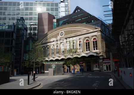 Fenchurch Street Station, un nœud de transport train jusqu'à la City de Londres, Angleterre, Royaume-Uni. Banque D'Images