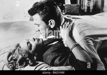 Chambre DU HAUT (1959) Simone SIGNORET, LAURENCE HARVEY RATT 005 Banque D'Images