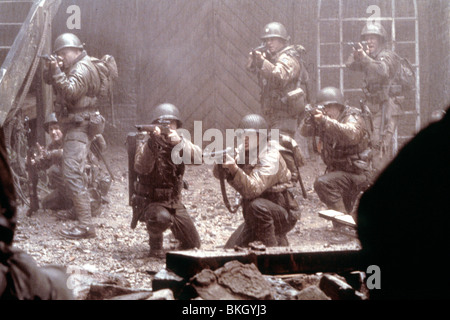 Il faut sauver le soldat Ryan (1998) Jeremy Davies, Tom Sizemore, Edward Burns, BARRY PEPPER, Tom Hanks SAPR 177 Banque D'Images