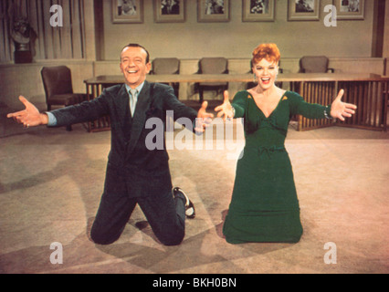 Bas de soie (1957) Fred Astaire, JANIS PAIGE SKS 011 Banque D'Images