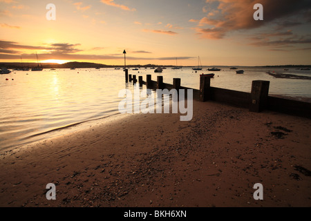 Vu de l'estuaire Exe Shelly beach, Exmouth, Devon, England, UK Banque D'Images