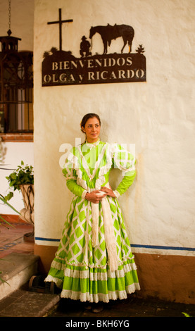 Guadalajara, Mexique, Charro femme Olga Senorita Zermeno en costume traditionnel au Club Lienzo Charro, Jalisco Banque D'Images
