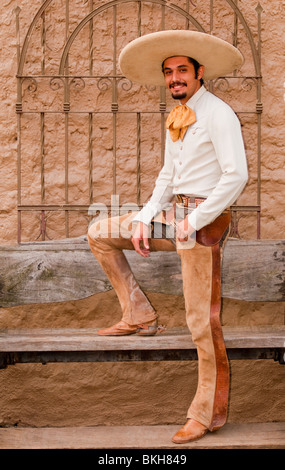 Guadalajara, Mexique, Charro Mexicain ( Tradiional cowboy), en robe Club Charro Lienzo, Jalisco Banque D'Images